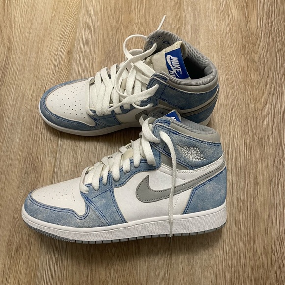 Nike Shoes - Nike Air Jordan 1 Retro High Hyper Royal Smoke Grey (GS) Sneaker